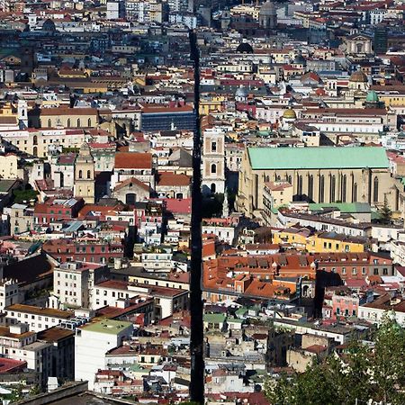 Spaccanapoli Casa Tre Santi Bagian luar foto