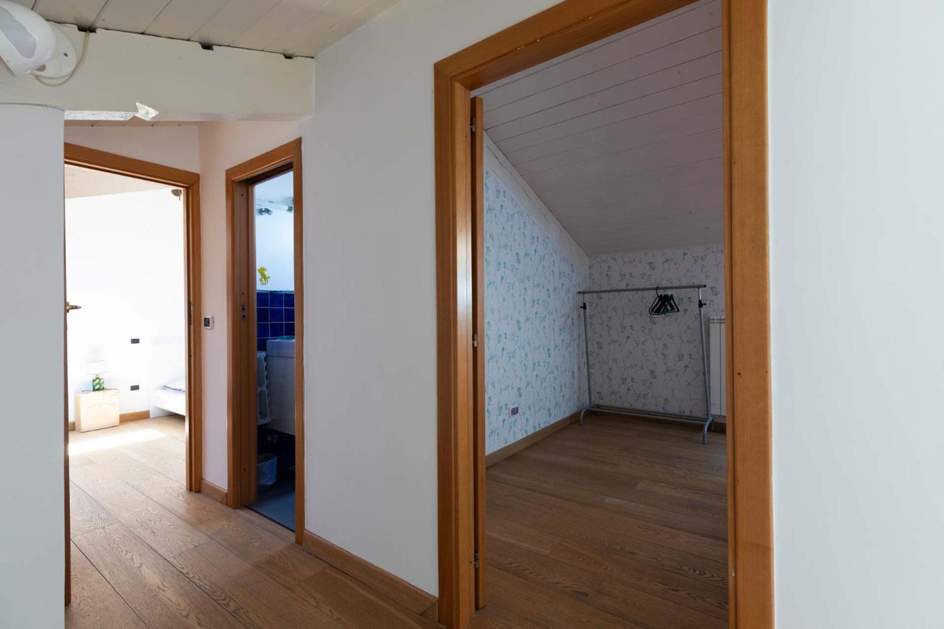 Spaccanapoli Casa Tre Santi Bagian luar foto